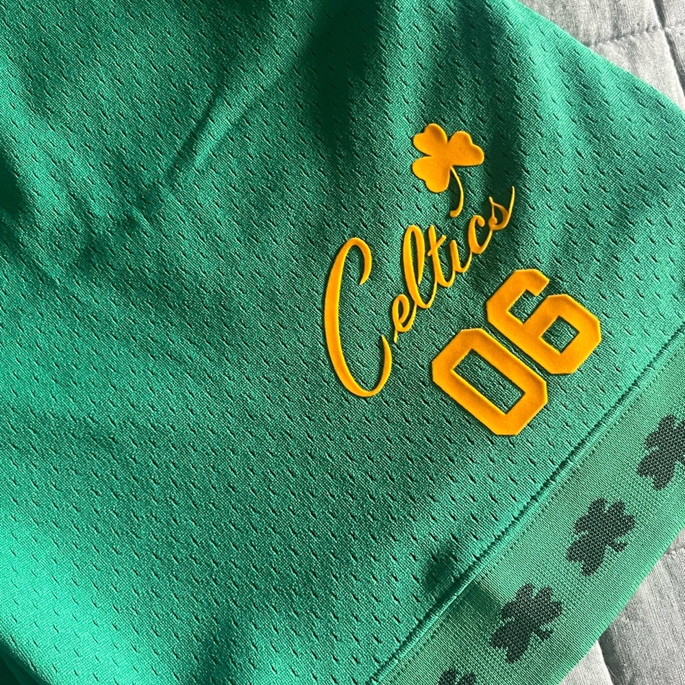 Mitchell & Ness Celtics shirts NWT